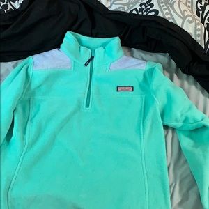 Vineyard vines sweater
